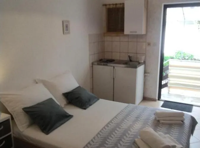 Apartment Pag 16016a